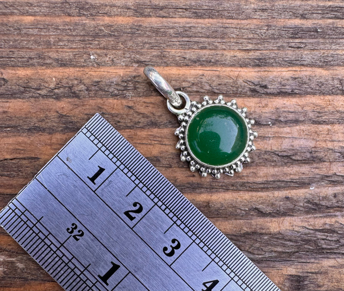 Green Onyx Sunburst  Necklace