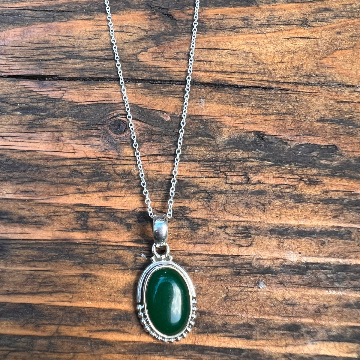 Green Onyx Oval Dot Silver Necklace