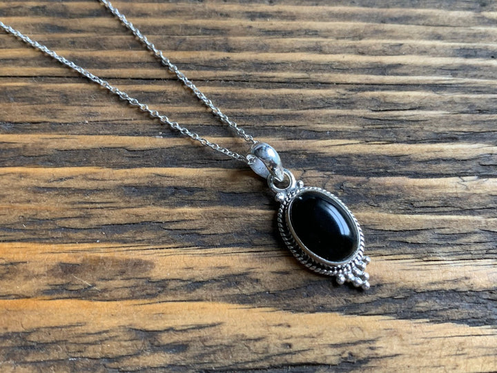 Boho Black Oval Onyx Pendant Necklace