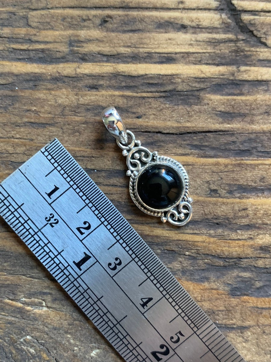 Black Onyx Dainty Elegant Flower Pendant Necklace by Springwaves