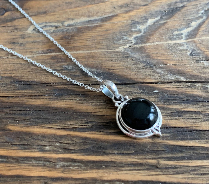 Dainty Round Black Onyx Pendant Necklace