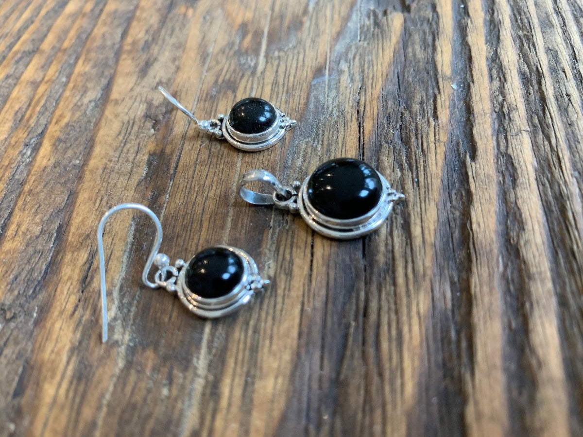 Delicate Round Black Onyx Pendant Necklace by Springwaves