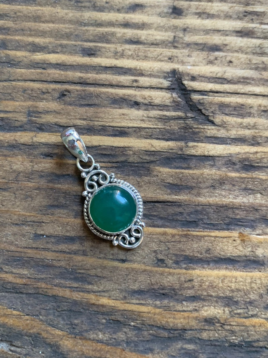 Green Onyx Dainty Elegant Flower Pendant Necklace by Springwaves