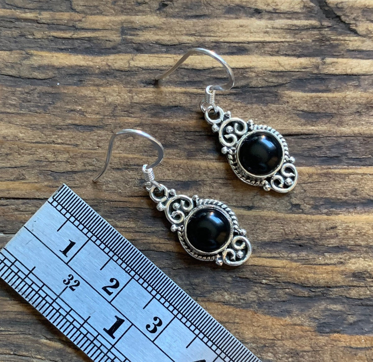 Delicate Black onyx earrings by Springwaves