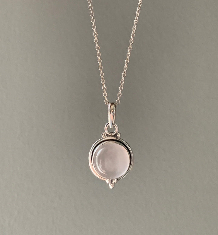 Dainty Round Rose Quartz Pendant Necklace