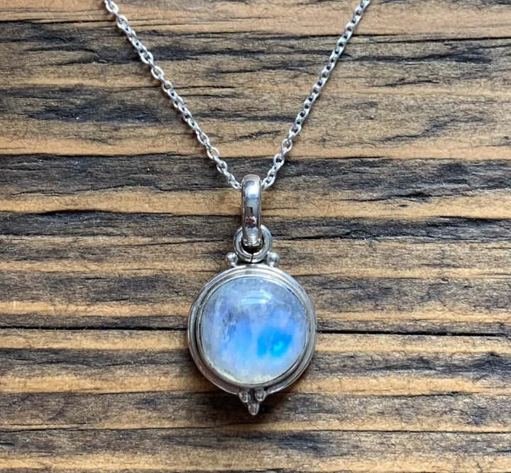 Dainty Round Rainbow Moonstone Pendant Necklace