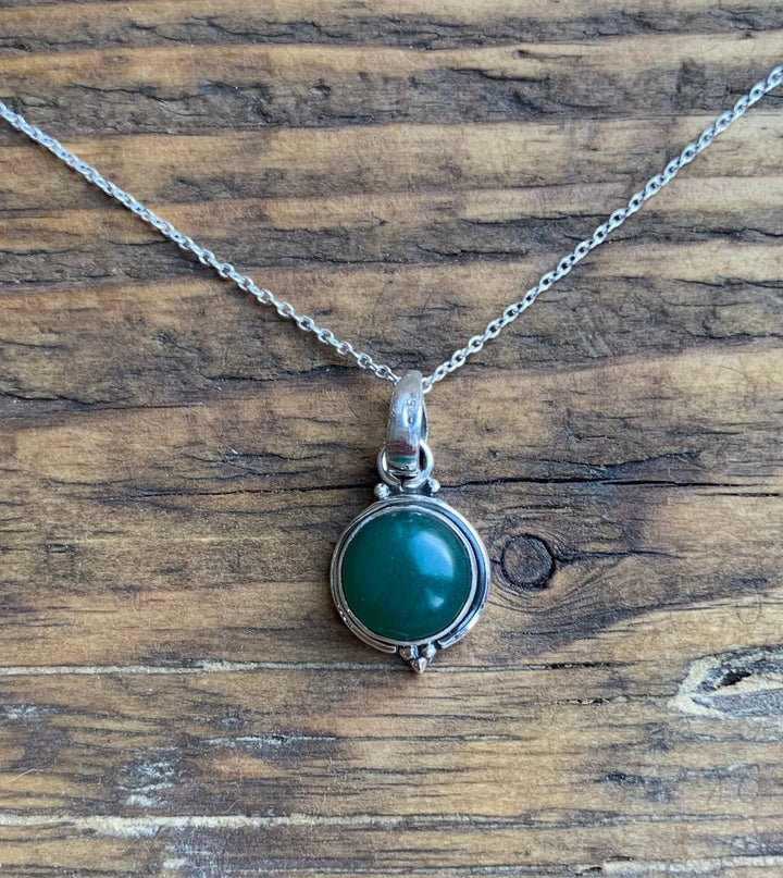 Dainty Round Green Onyx Pendant Necklace