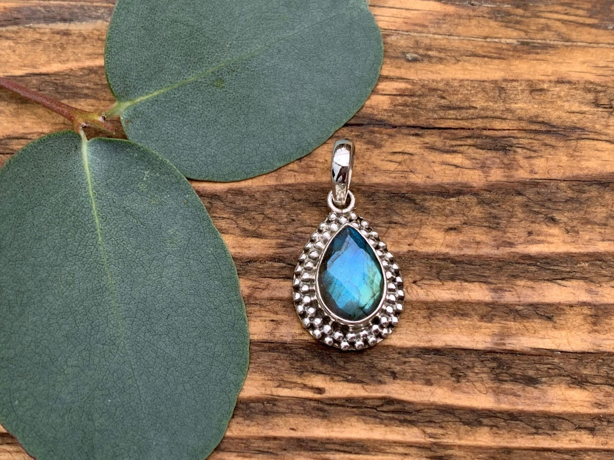 Faceted Labradorite Teardrop Silver Boho Necklace by Springwaves