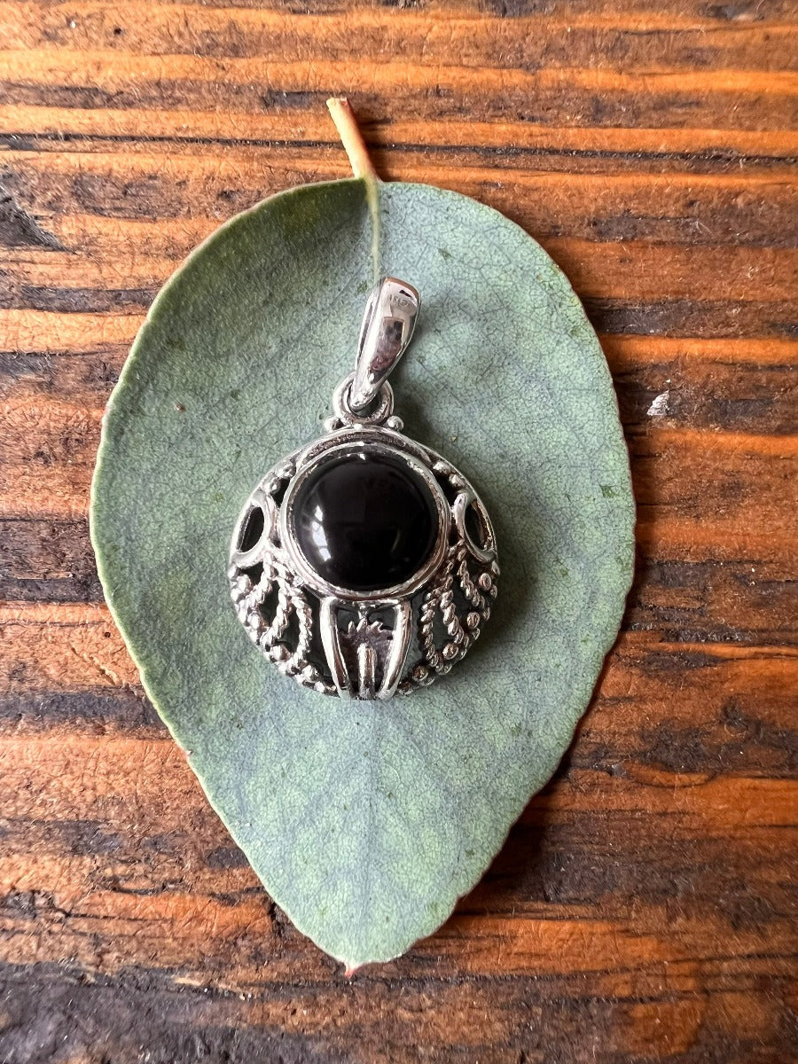 Art Nouveau Black Onyx Pendant Necklace by Springwaves